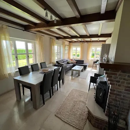 Huize Liesanne Holiday home Bredene